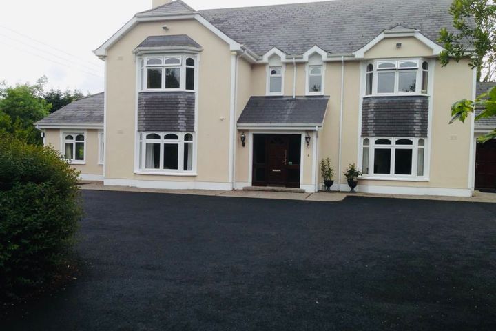 Low Road, Bunratty, Co. Clare