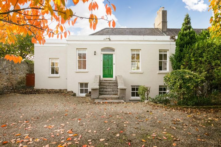 9 Montpellier Terrace, Monkstown Rd, Blackrock, Dublin