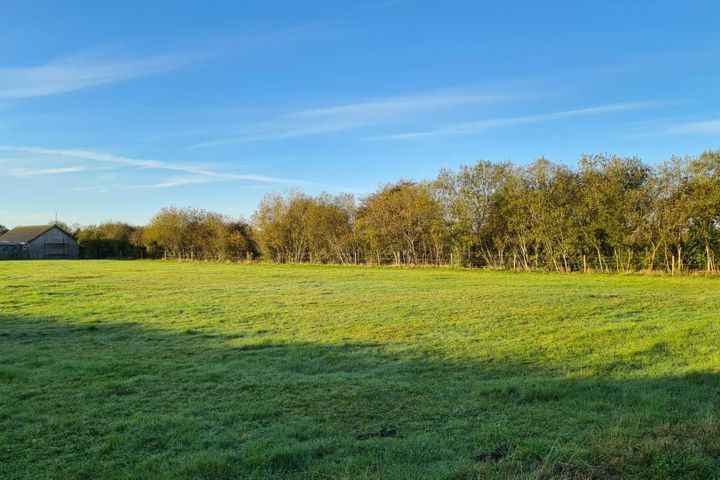 Site `A`, Derreen, Cloneygowan, Tullamore, Co. Offaly