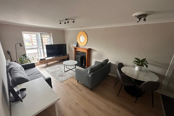 Alexander Court, 11-14 Fenian Street, Dublin 2, Dublin 2