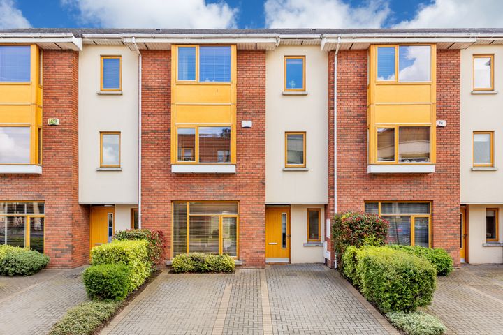 3 Court View, Ashtown, Dublin 15, D15RP22
