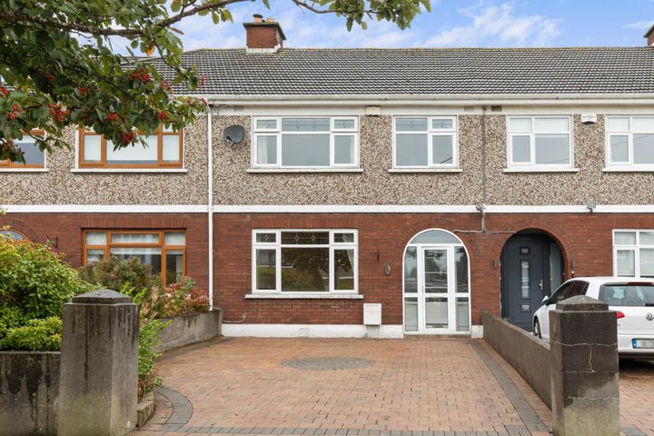 17 Hazelwood Park, Artane, Dublin 5, D05A8P8