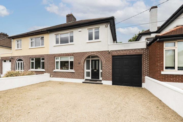 8 Woodbrook Park, Templeogue, Dublin 16, Dublin