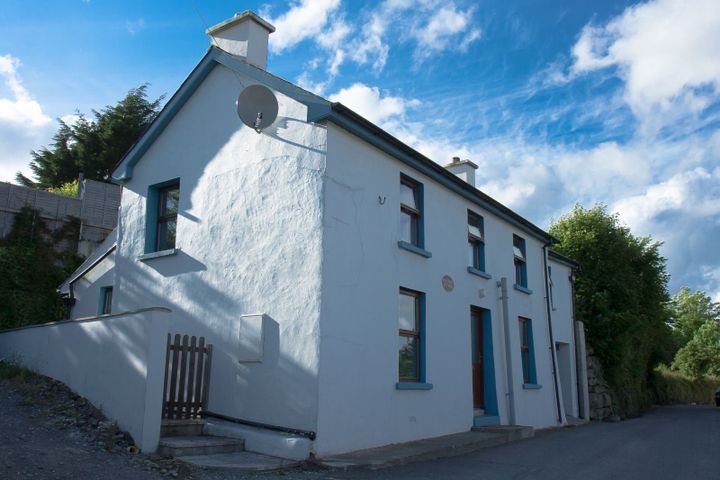 Bluebell Cottage, Old Barrack Road, Bantry, Co. Cork, P75V343