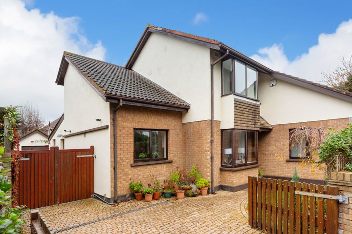 5 Stradbrook Grove, Stradbrook Road, Blackrock, Co. Dublin, A94Y6P6