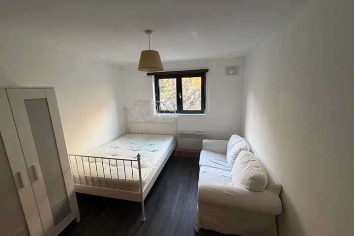 Fionnuisce,Doughiska,Galway, Ballybane, Co. Galway