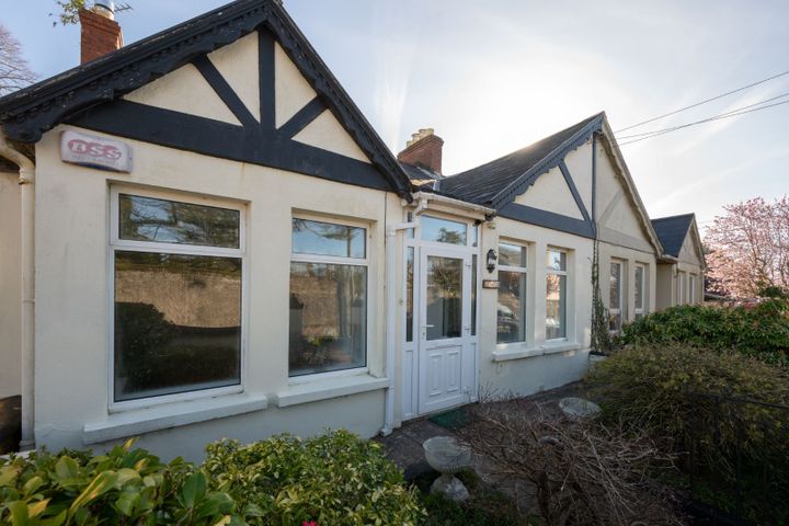 Laburnum, 5 Hartland'S Road, The Lough, Co. Cork, T12C6K2