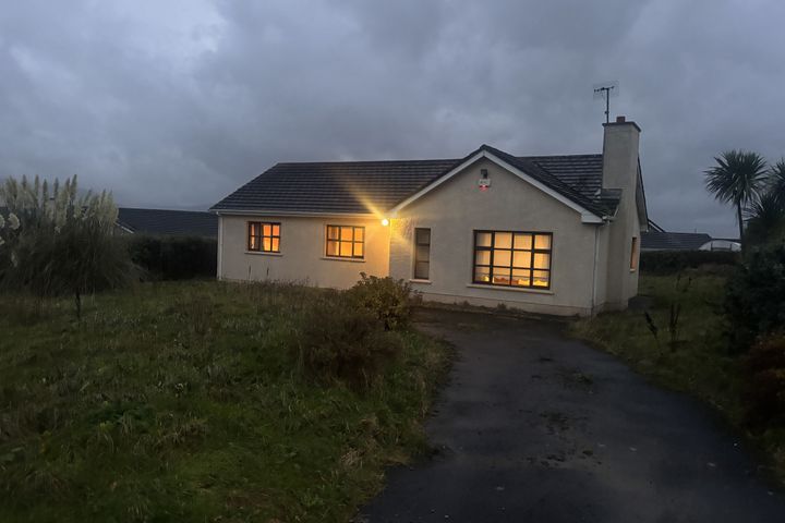 10 Dinglei Coush, Magheracar, Bundoran, Co. Donegal, F94X8Y1