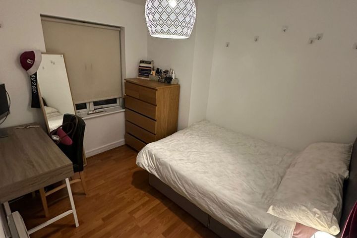 Camden Lock, South Dock Road, Ringsend, Dublin 4, Hanover Quay, Dublin 2