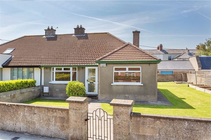 Villa Maria, 1 Carysford Dr, Dalkey, Dublin