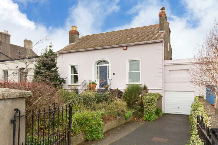 105 Strand Road, Sandymount, Dublin 4, D04HH57