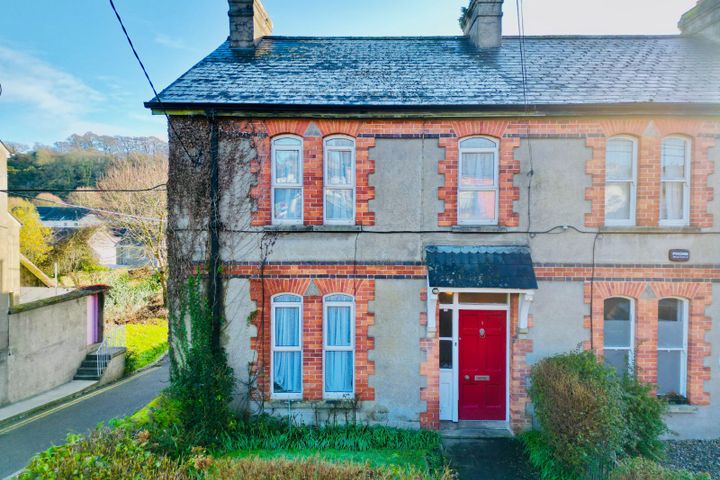 1 Saint John's Terrace, Mill Park Road, Enniscorthy, Co. Wexford, Y21A8N2