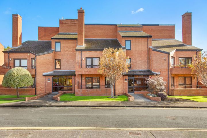 Apartment 10 Brooklawn, Strandville Avenue East, Clontarf, Dublin 3, D03E895