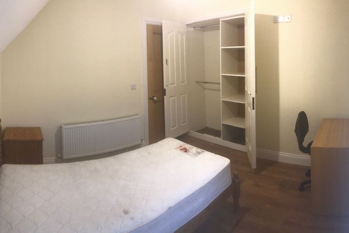 Court Devenish, Athlone, Co. Westmeath