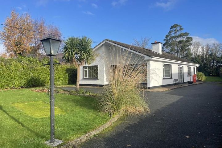 Clash, Ballinacourty, Dungarvan, Co. Waterford, X35DC91