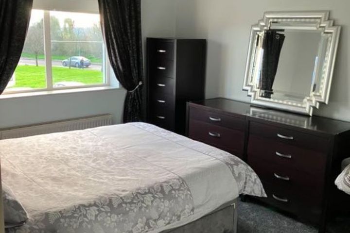 Tiknock Road, Cobh, Co. Cork