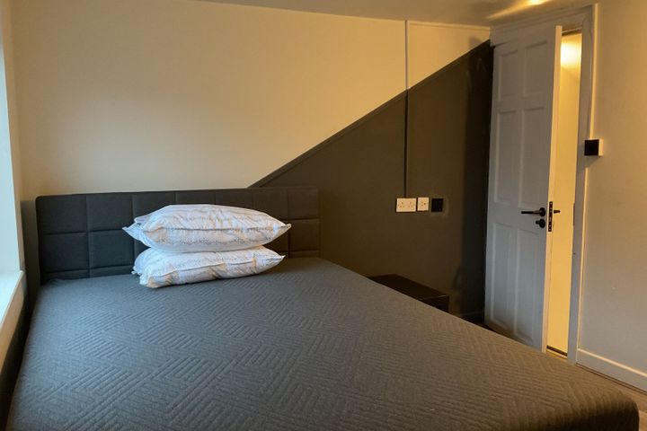 Dublin 8, South Circular Road, Dublin 8