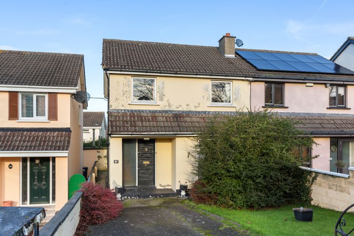 27 Ashton Lawn, Knocklyon, Dublin 16, D16E6X0
