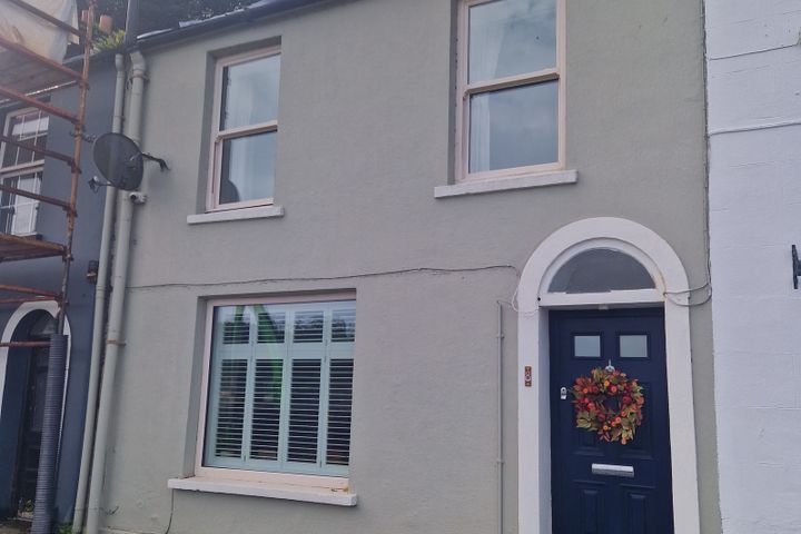 8 Lucia Place, Passage West, Co. Cork, T12HY0C