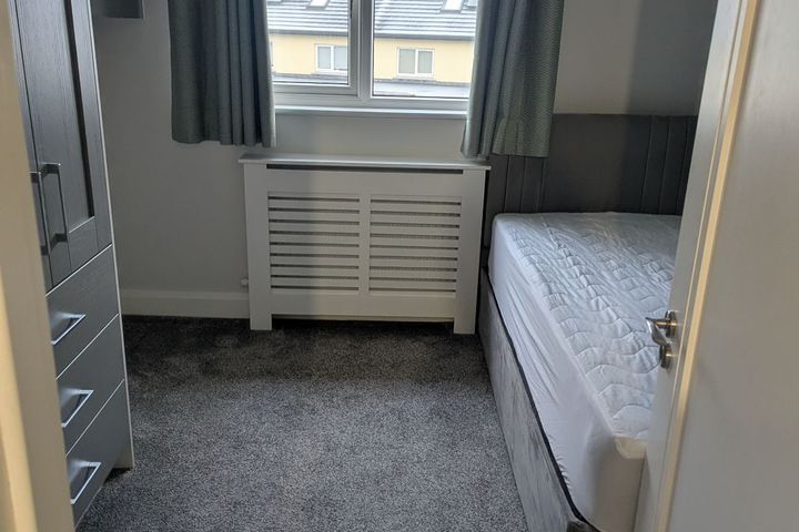 River Crescent, Virginia, Co. Cavan