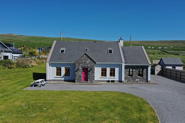 Fanore Beg, Fanore, Co. Clare, H91A2HN