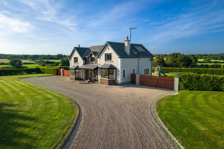Clonmines, Wellingtonbridge, Garrycullen, Co. Wexford, Y35X438
