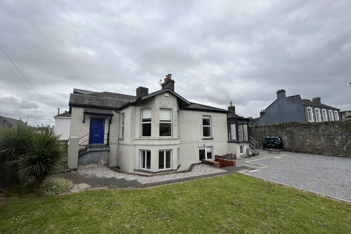 Mentana, Laurel Hill Avenue, South Circular Road, Limerick, V94FH4X
