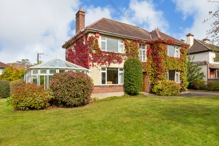 2 Hillside Drive, Castlepark, Rathfarnham, Dublin 14, Dublin