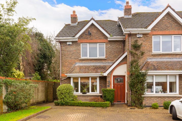 4 Brighton Lodge, Brighton Road, Foxrock, Dublin 18, D18Y9K0