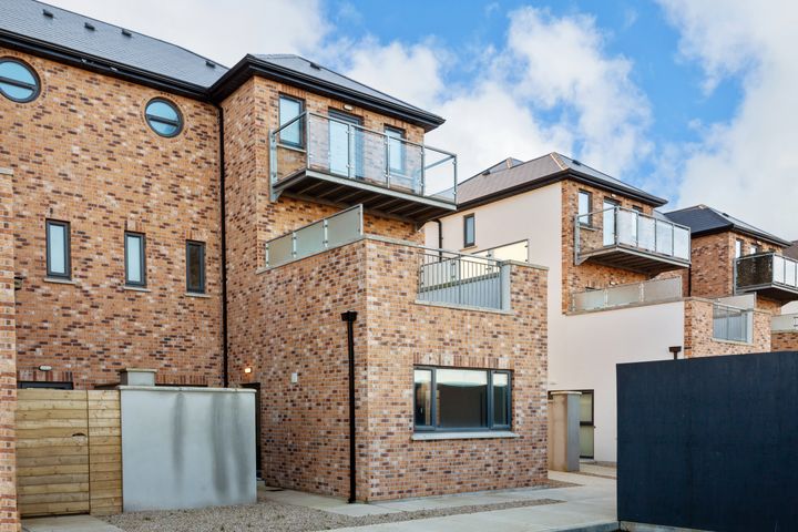 30 Burkeen Dales, Hawkstown Road, Wicklow Town, Wicklow