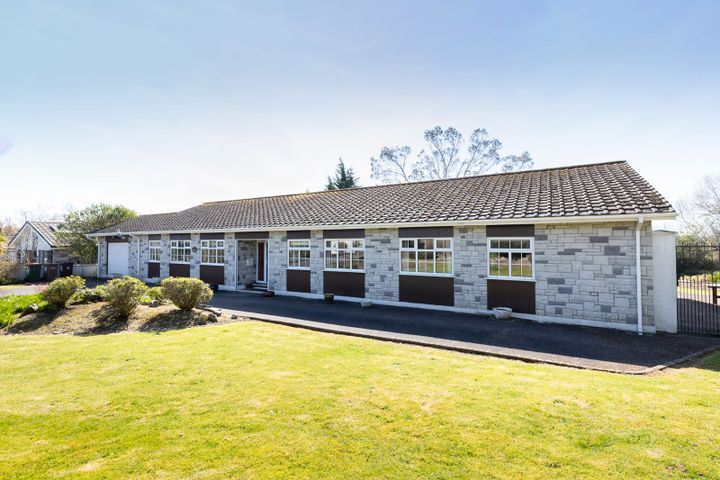 San Antonio, The Highlands, Glounthaune, Co. Cork, T45V206