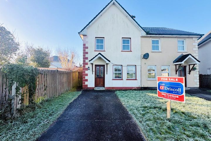 91 Cois Abhann, Caherweesheen, Tralee, Co. Kerry, V92P7VF