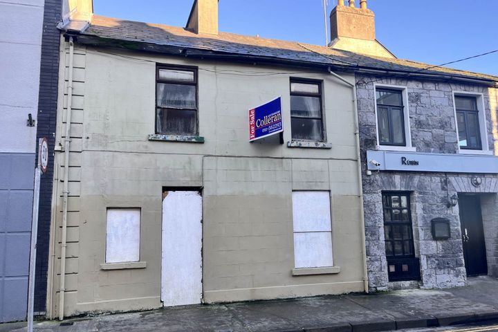 4 Dock Street, Galway, Galway City Centre, H91DE7K