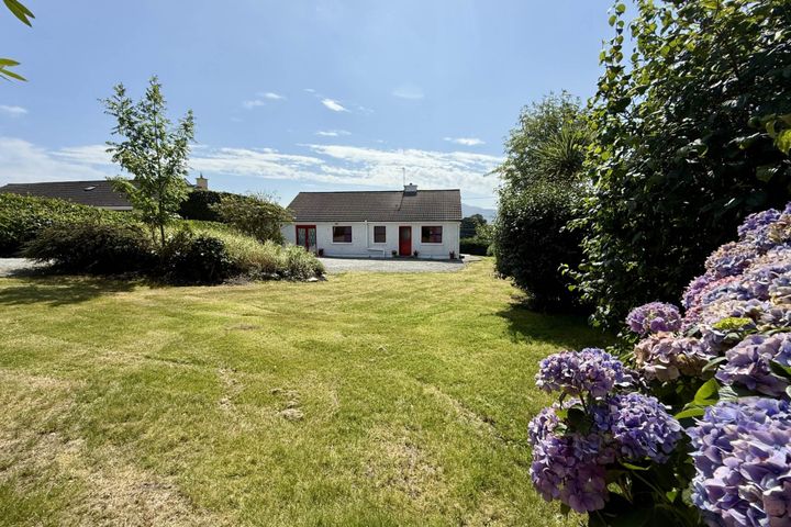 Nora`s Cottage, Lissivigeen, Killarney, Co. Kerry, V93E2TY