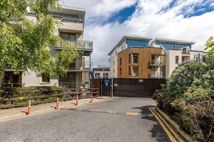 Apartment 24, Block 2, Dundrum Gate, Dublin 16, D16YA31