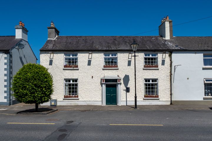Main Street, Clonaslee, Co. Laois, R32E4AT