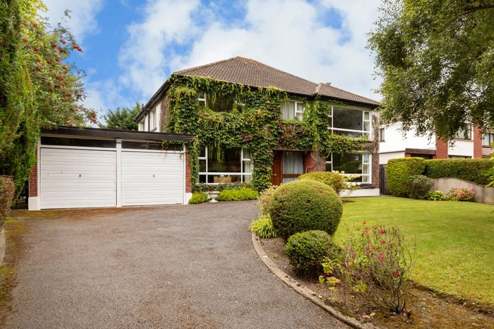 Doonaha, 1 Park View, Castleknock, Dublin 15, D15R5WC