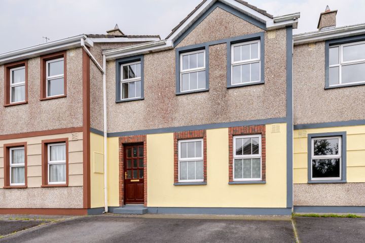 4 Harbour Village, The Quay, Westport, Co. Mayo, F28E890