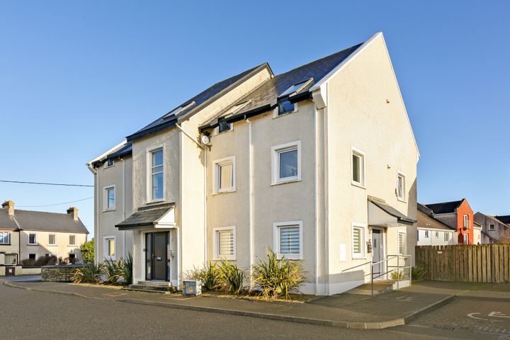 9 Waverley Court, Shore Road, Strandhill, Co. Sligo, F91DW64
