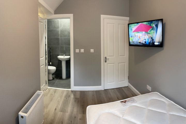 All Bills Included: Malahide Road, Swords, Co Dublin. All Bills included, Kinsealy, Co. Dublin