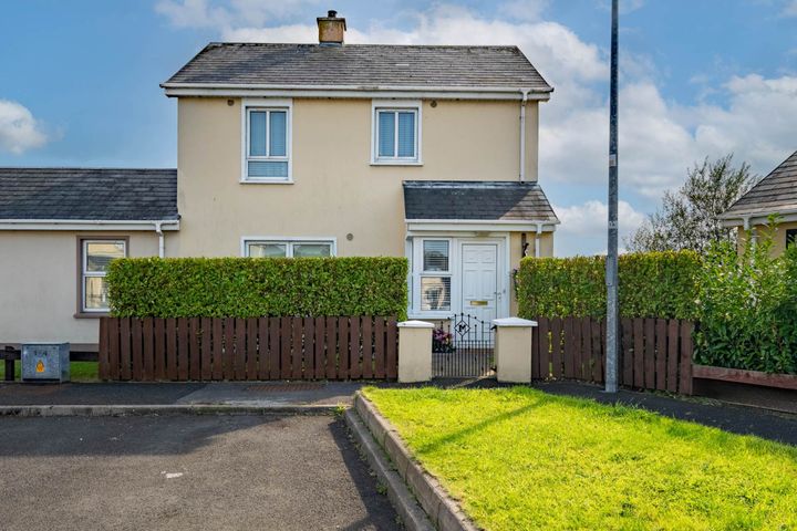 15 Abbey Park, Manorcunningham, Co. Donegal, F92D324