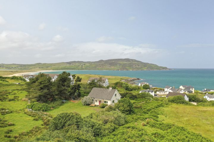 Cairn Cottage, Rinnaraw, Portnablagh, Co. Donegal, F92X6C1