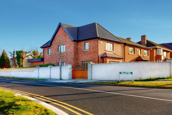 1b Granville Park, Blackrock, Dublin