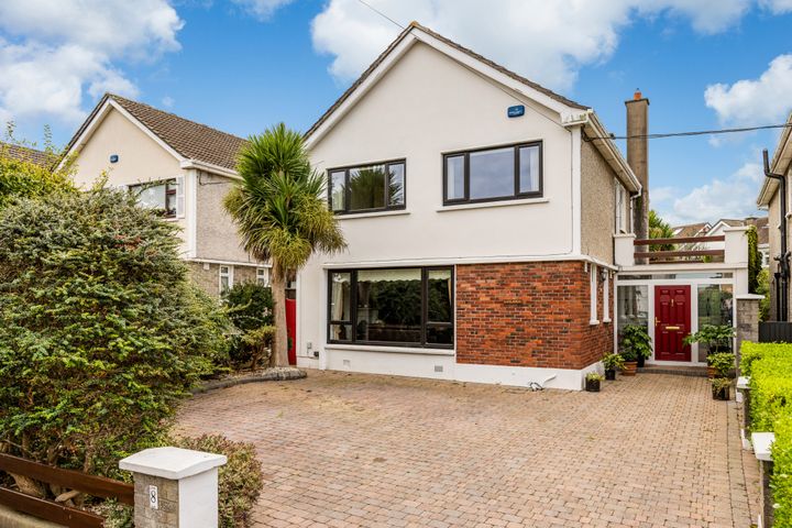 8 St Fintans Crescent, Sutton, Dublin 13, D13R2X7