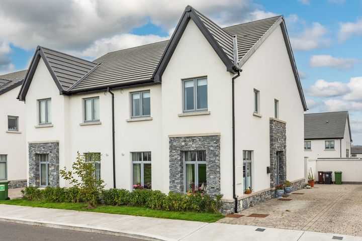41 Lumann, Straffan, Straffan, Co. Kildare, W23PC0F