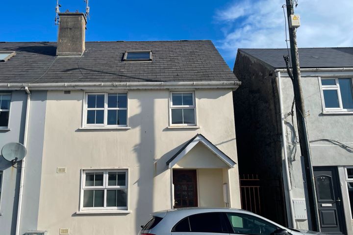 6 Chapel Square, Fermoy, Co. Cork, P61E927