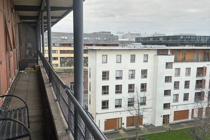 Custom House Square, IFSC, Dublin 1