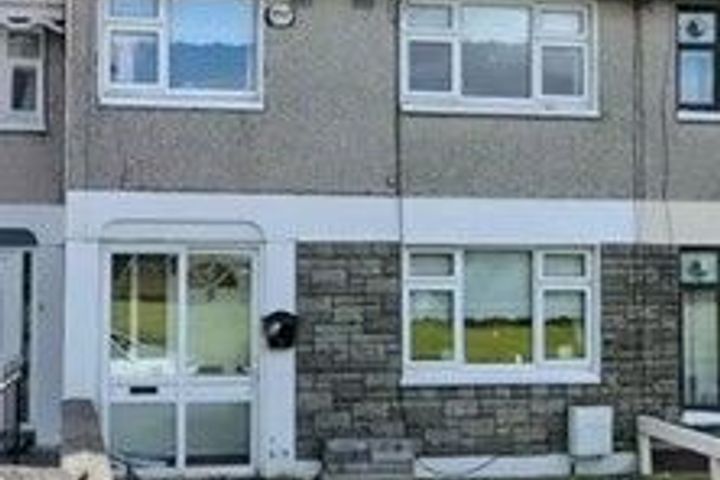 5 Saint Ronan's Crescent, Dublin 22, Ronanstown, Co. Dublin, D22N673