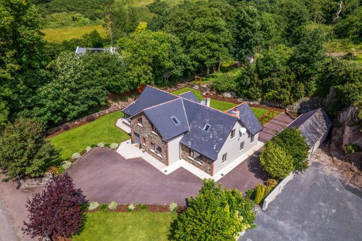 Teach na Carraige, Ballykilty, Killeagh, Midleton, Co. Cork, P36HF83