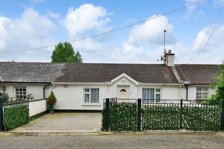 Oakwood, Ladycastle Upper, Straffan, Co. Kildare, W23Y652